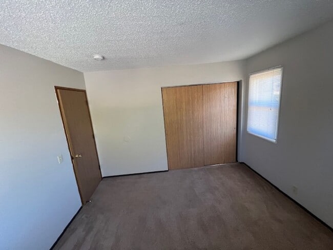 Building Photo - 50% off for your first 4 Months!!!