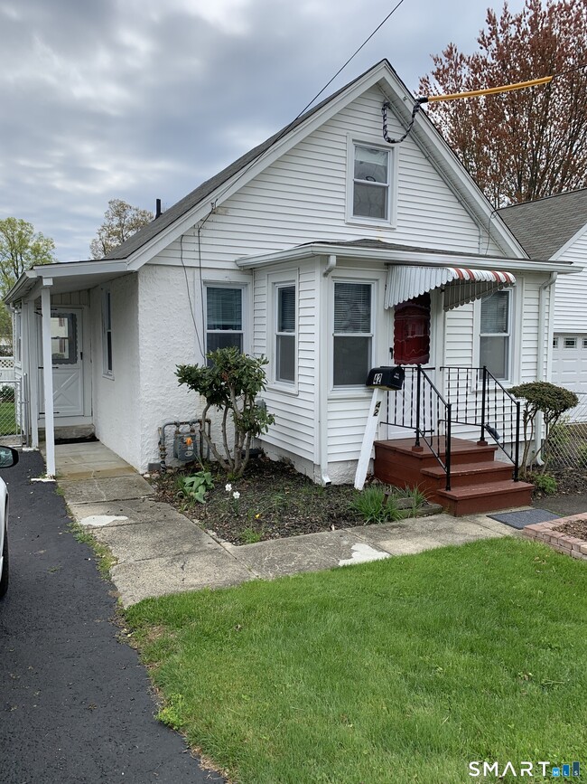 Building Photo - 42 Whalley Ave