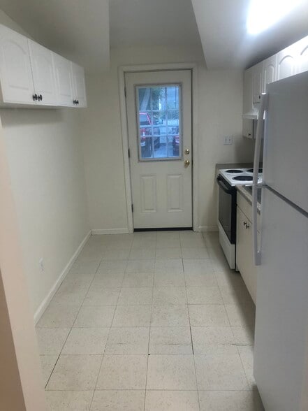 Building Photo - 11 Wiltwyck Ave