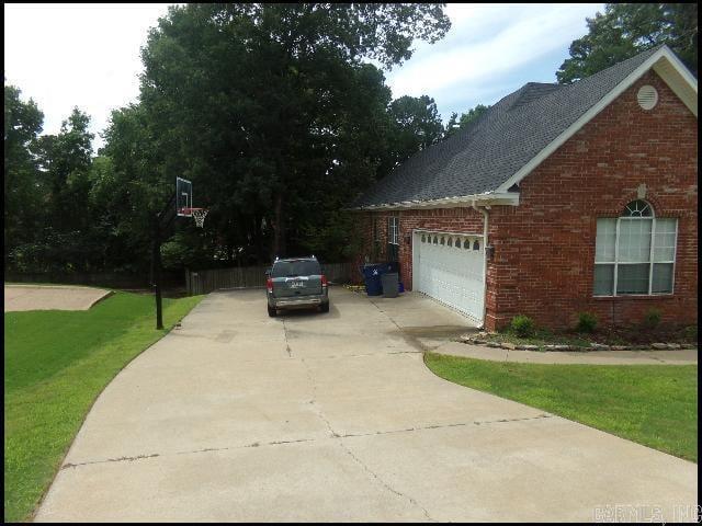 Building Photo - 12 Caddo Ct