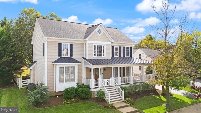 Building Photo - 708 Irvine Bank Ln