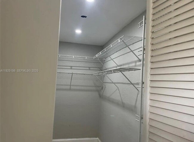 Building Photo - 10324 NW 3 St