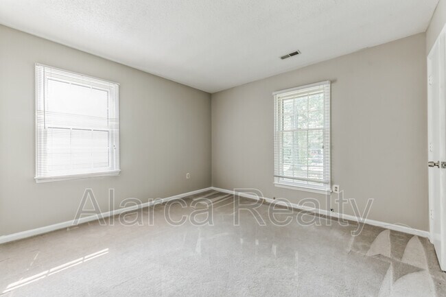 Building Photo - 1207Forest Wood Dr