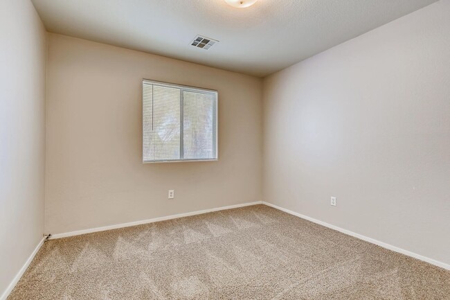 Building Photo - BEAUTIFUL 1 Story, 3 Bedroom 2 Bath Home Near Centennial Hills