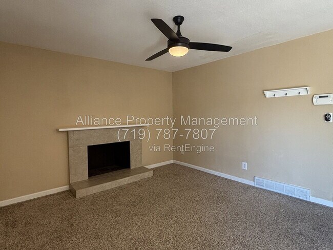 Building Photo - 3823 Windsong Ct
