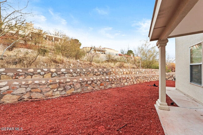 Building Photo - 4716 Pistolero Ln