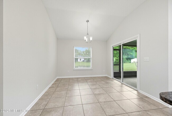 Building Photo - 15653 Mason Lakes Dr