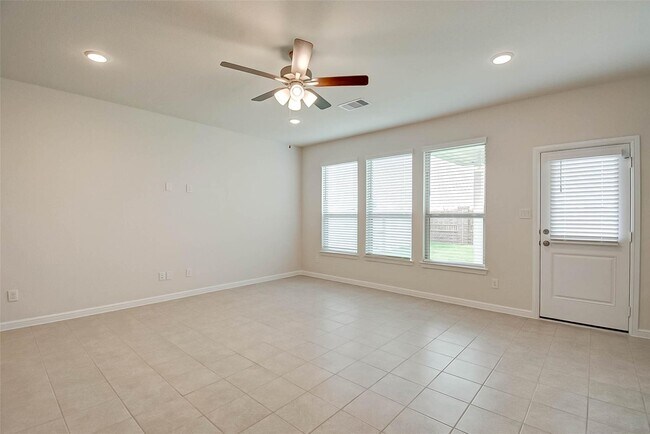 Building Photo - 18827 Carlisle Landing Ln