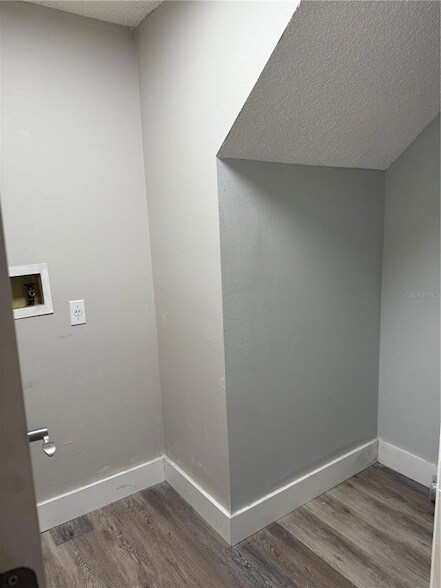 Building Photo - 115 Oxford Rd