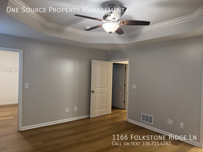 Building Photo - 1166 Folkstone Ridge Ln