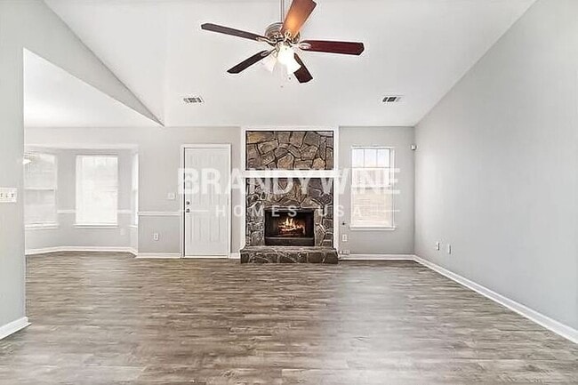 Building Photo - 427 Cheri Pl