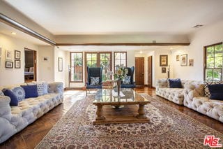 Building Photo - 10365 Holman Ave