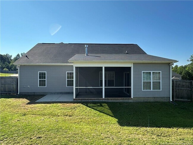 Building Photo - 498 New Castle Ln