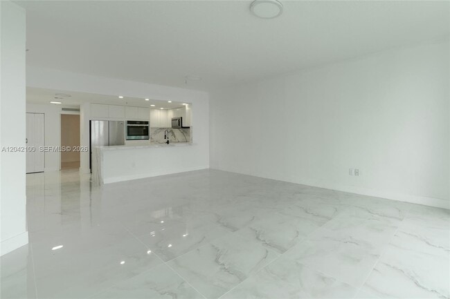 Building Photo - 7914 Harbor Island Dr