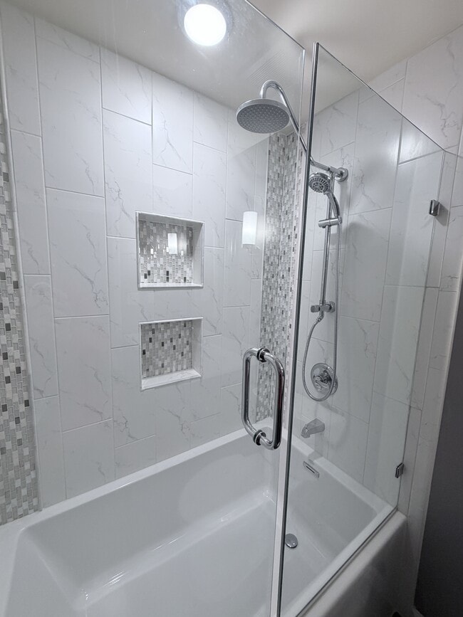 Building Photo - 5613 Freewill Ln