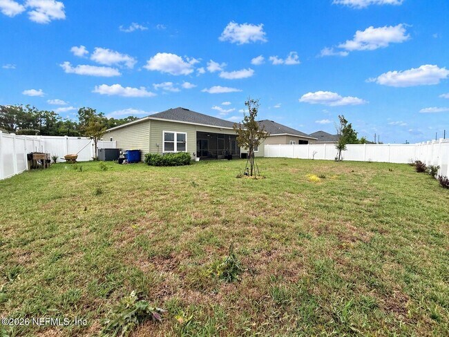 Building Photo - 9797 Giada Dr