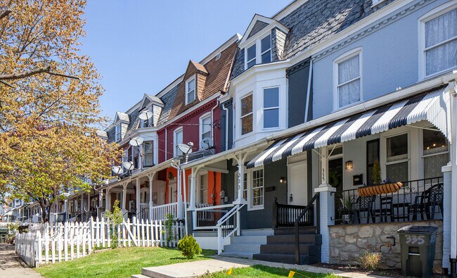 Building Photo - 333 S Ann St