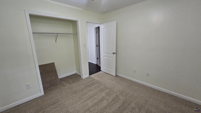 Building Photo - 315 Westfield Dr