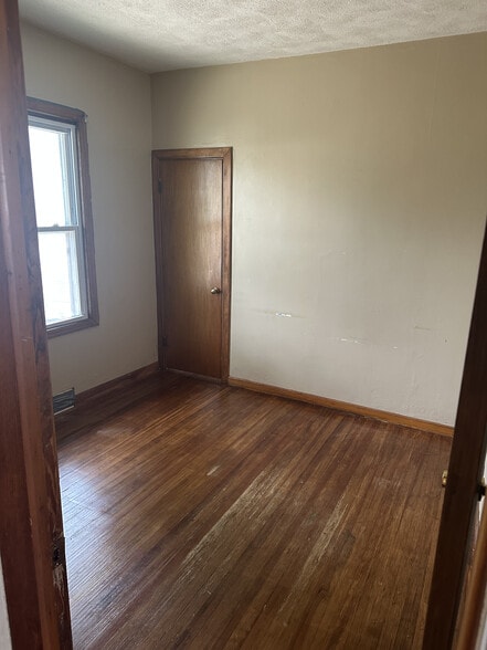 Building Photo - 2707 N 60th St