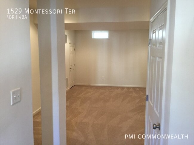 Building Photo - 1529 Montessori Ter