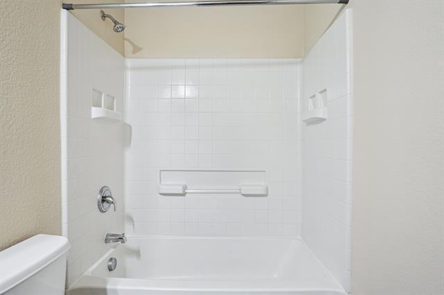 Building Photo - 9120 Sun Haven Way