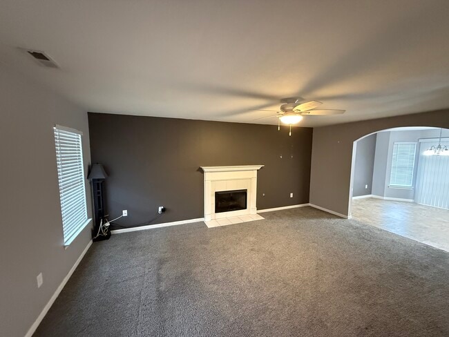 Building Photo - 528 N Hampton Meadows Dr