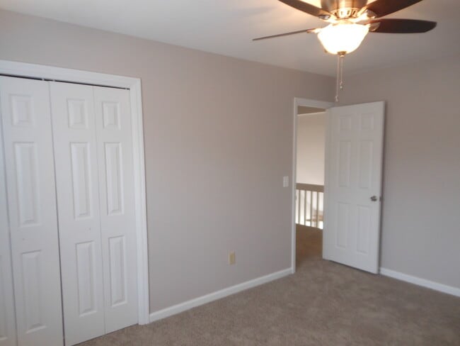 Building Photo - 4127 Lake Mist Dr NW