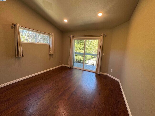 Building Photo - 7765 Canyon Meadows Cir