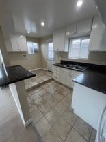 Building Photo - 14823 Lemoli Ave