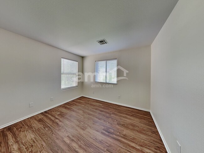 Building Photo - 17182 N 184th Drive