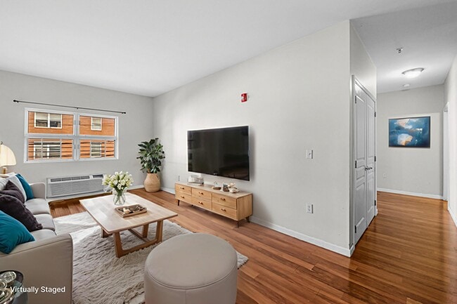 Building Photo - 845 Newark Ave