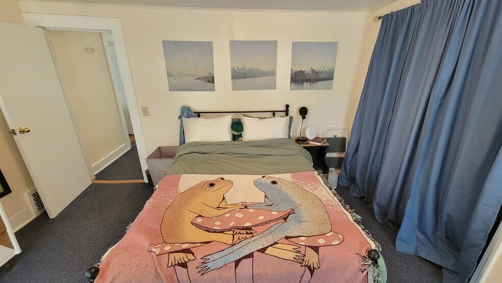 Building Photo - 1333 Connecticut St