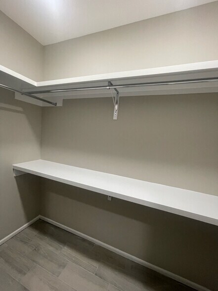 Building Photo - 3706 Chapa Ave