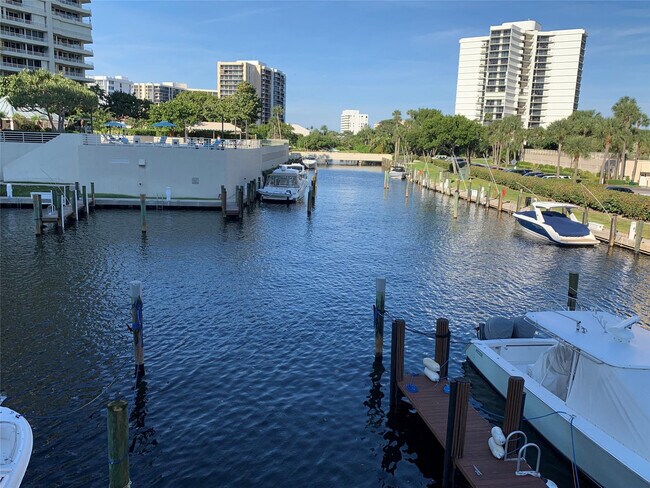 Building Photo - 4101 N Ocean Blvd