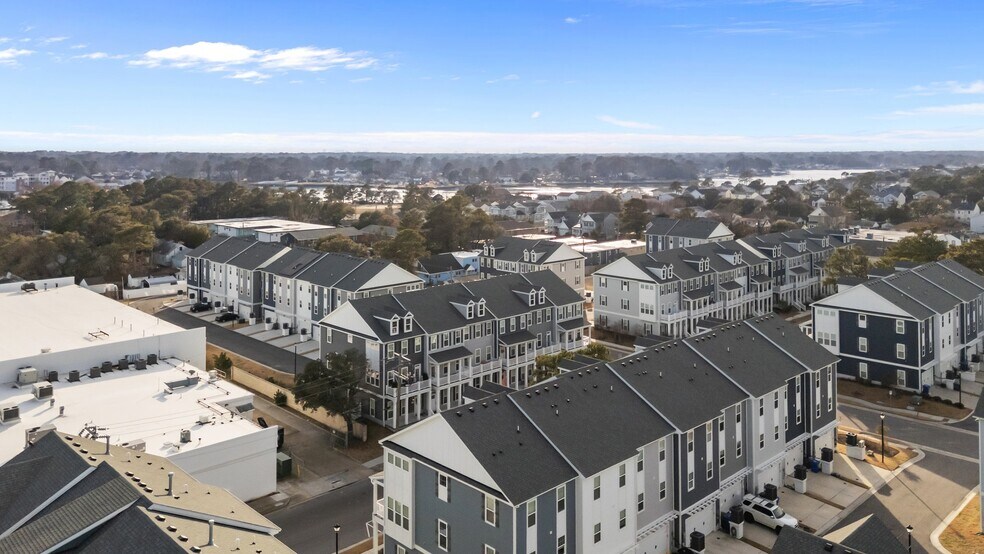 Building Photo - 4110 Pleasant Ave