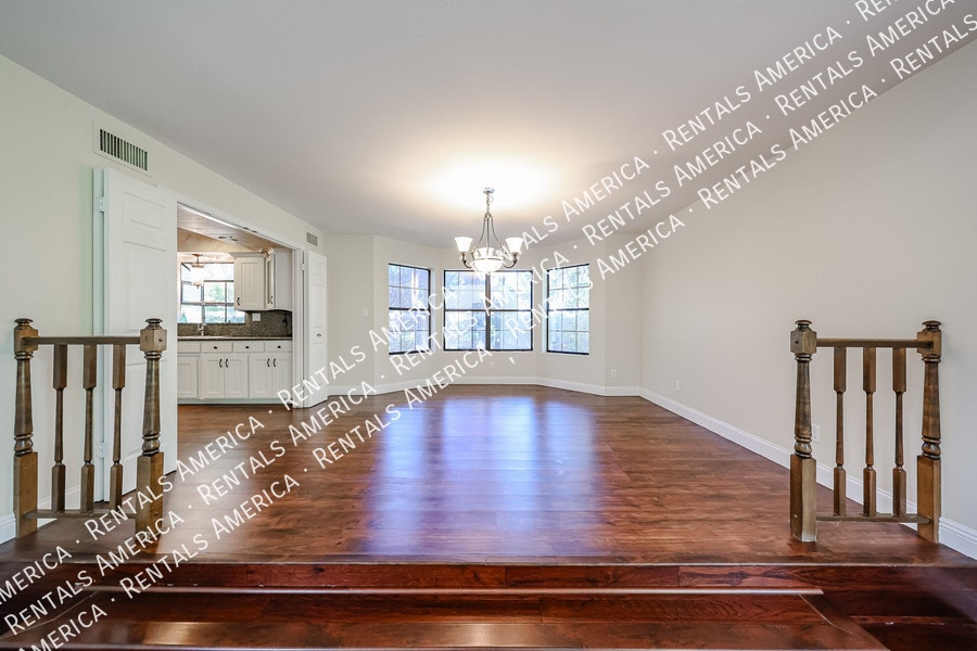 Building Photo - 5131 N 18th St