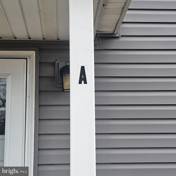 Building Photo - 1565 S Main Rd