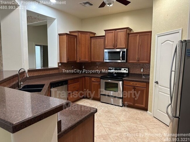 Building Photo - 26811 N 64th Ave