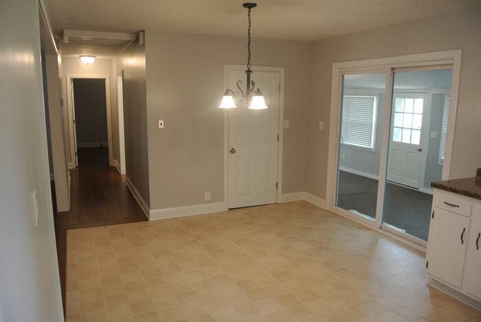 Building Photo - 455 S Taylor Ave