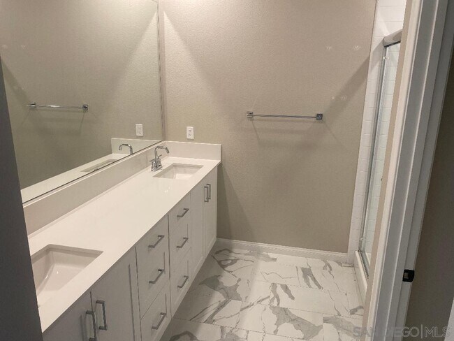 Building Photo - 2320 Trevi Cir