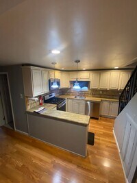 Building Photo - 233 S State Rd