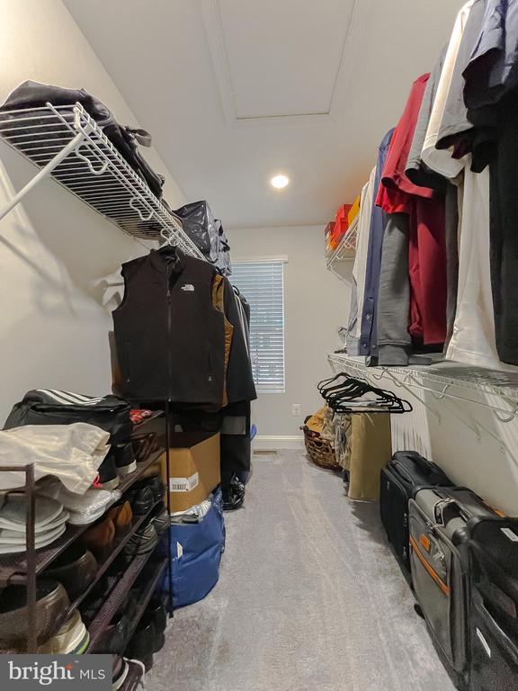 Building Photo - 23810 Myrtle Glen Way