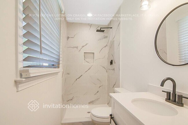 Building Photo - 232 Sandlewood Dr