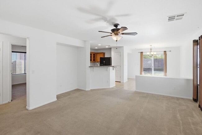 Building Photo - 3 bedroom home in queen creek, ready to go!-1 MONTH FREE WITH A 13 MONTH LEASE!