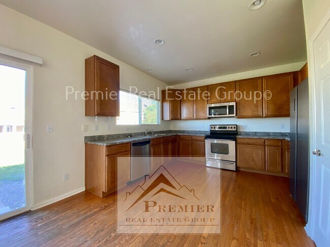 Building Photo - 3484 Spotted Tail Dr