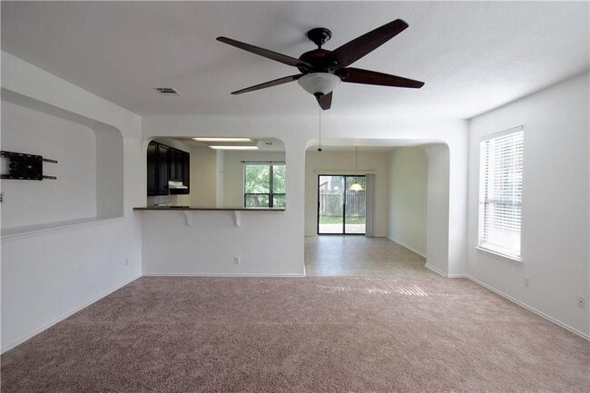 Building Photo - 2204 Old Sterling Rd