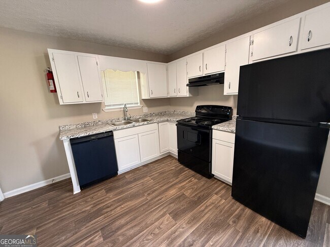 Building Photo - 267 Vincent Dr