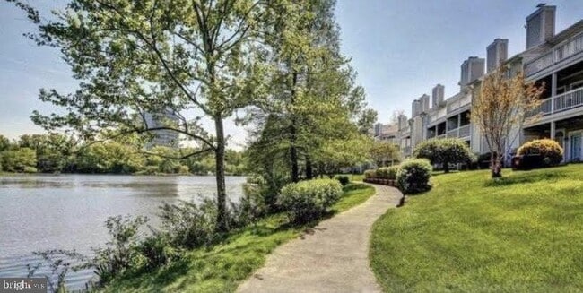 Building Photo - 2908 Yarling Ct