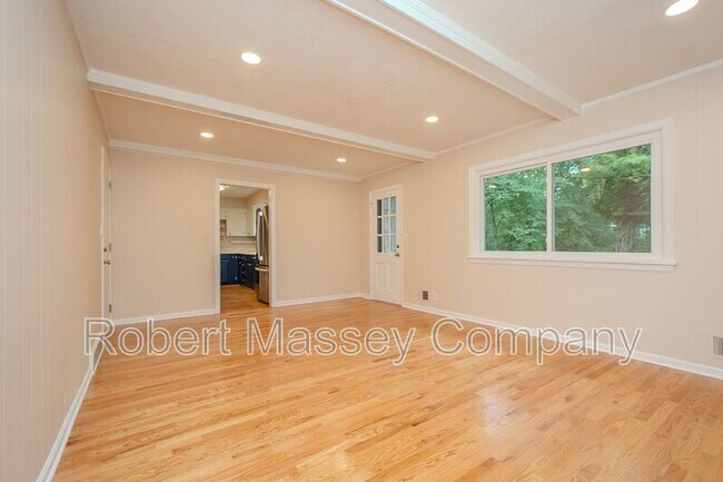 Building Photo - 1813 Crossgate Ln