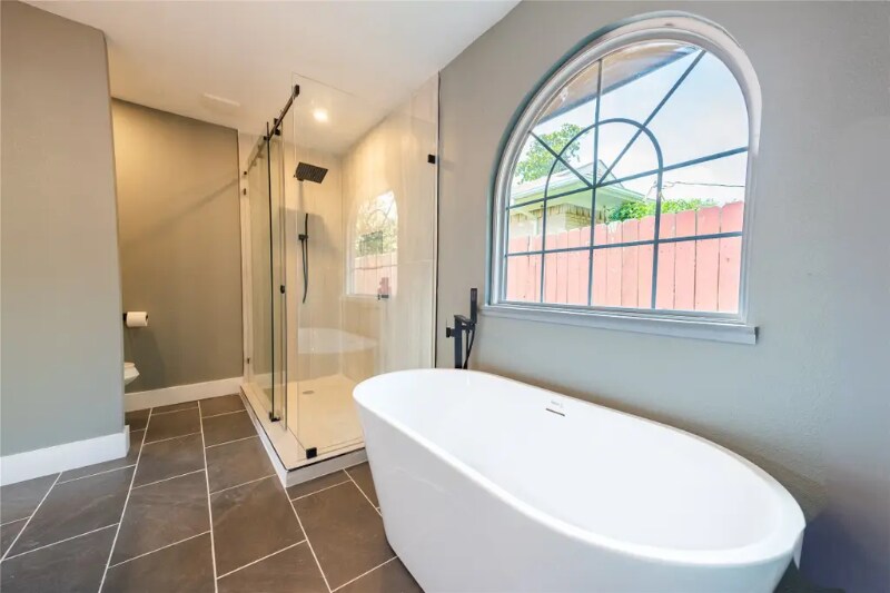 Building Photo - 11027 Genetta Dr